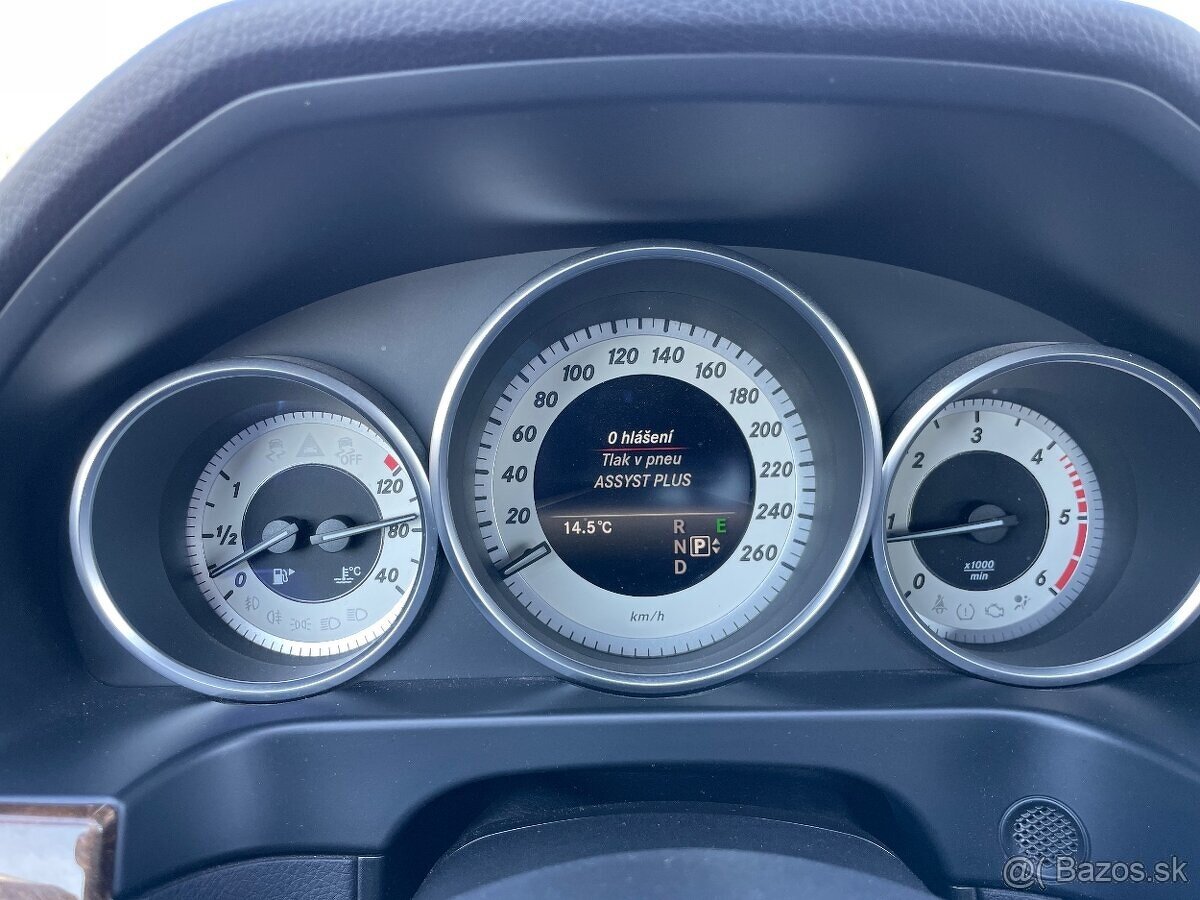 Mercedes E200CDi Avantgarde - 13