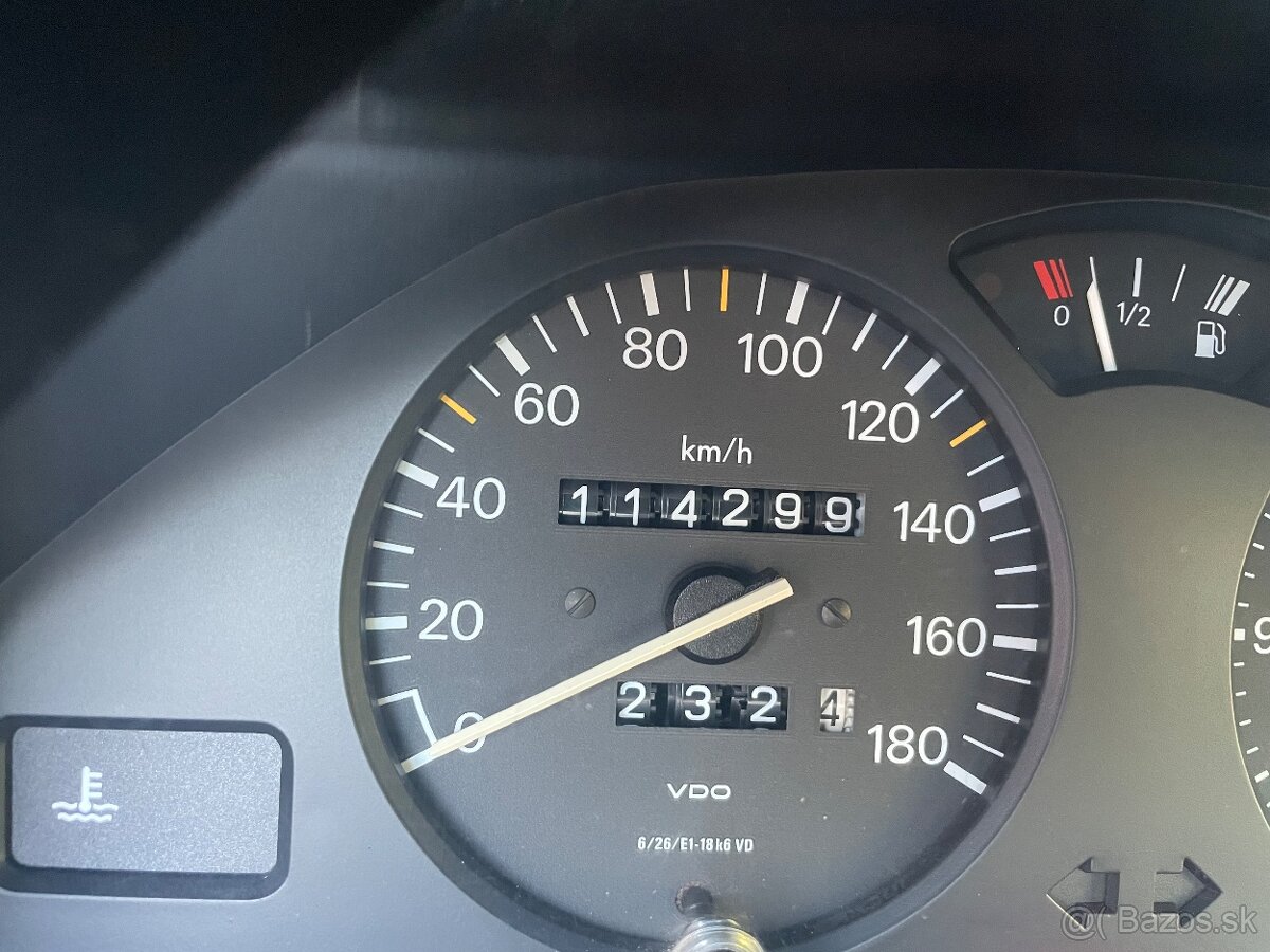 106 .1.1 benzin 44 kW.. - 13
