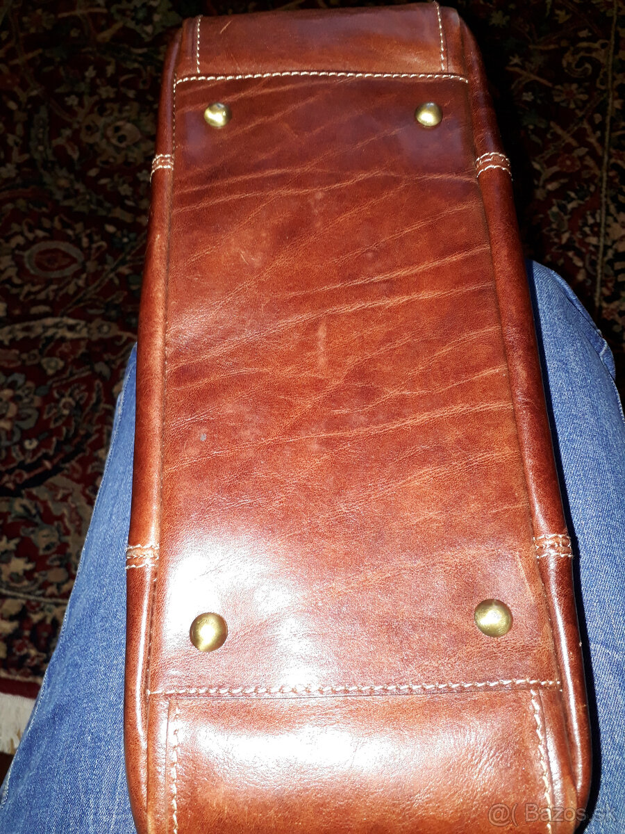 hnedá kožená kabelka sofie and jane - 13