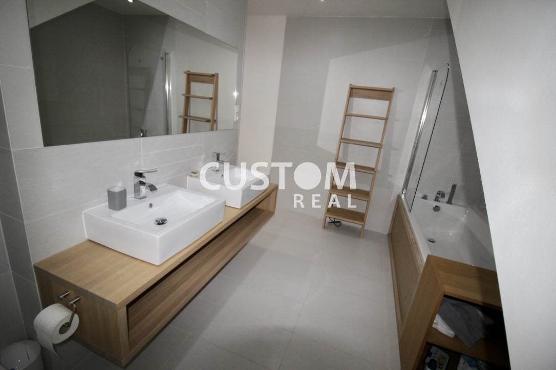 3 - izbový mezonetový byt centrum - 13