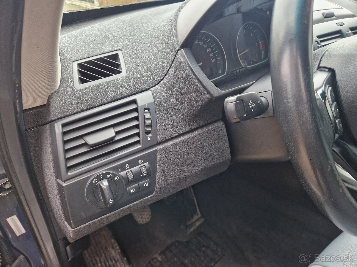 BMW X3 E83 2.0d 110 kW 4x4 - 13