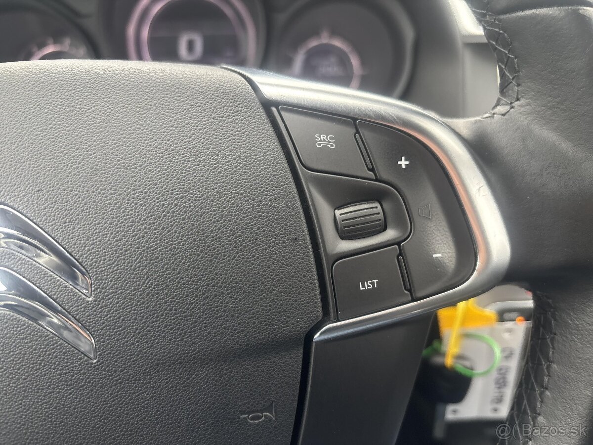 CITROËN C4 5dv. PureTech 110 Feel Edition Manuál - 13