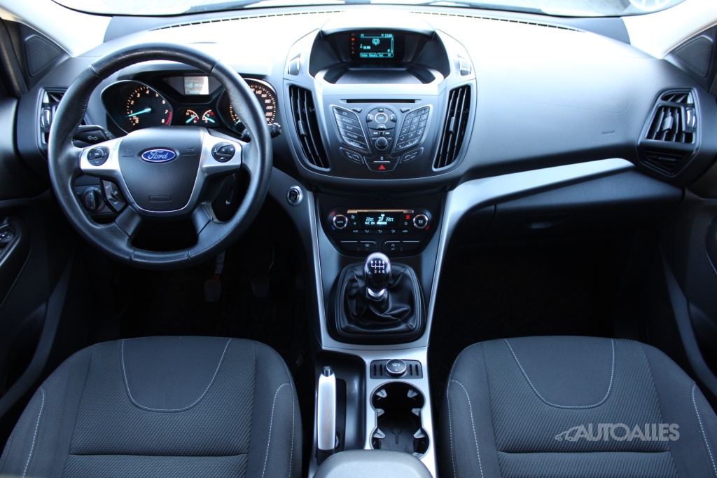 Ford Kuga 1,6 ECOBOOST 110 kW 2WD - 13