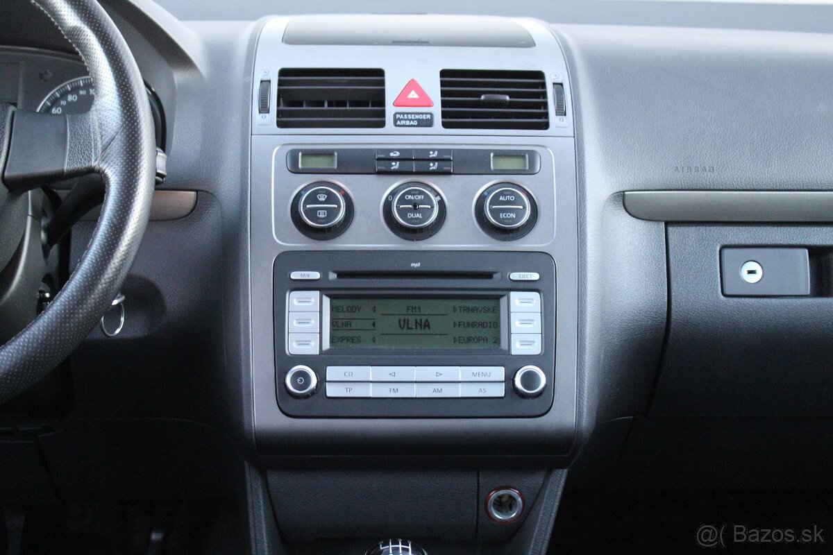 Volkswagen Touran 2.0 TDI - 13