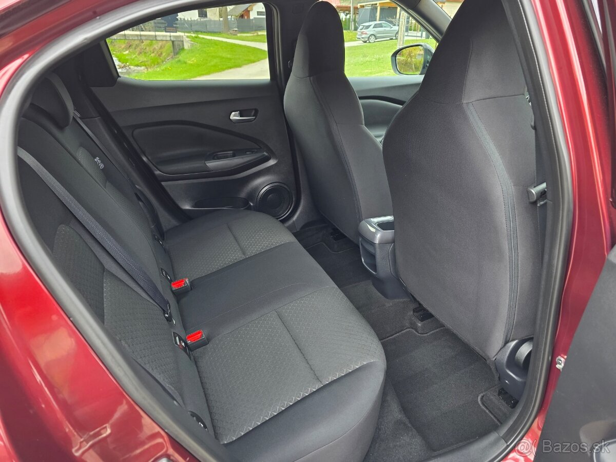 Nissan Juke-86kW,benzín,42500km - 13