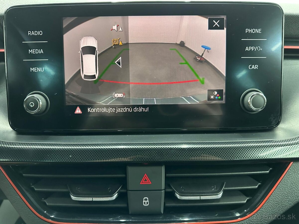 Škoda Scala SPORT 1,5TSI DSG FULL LED - 13