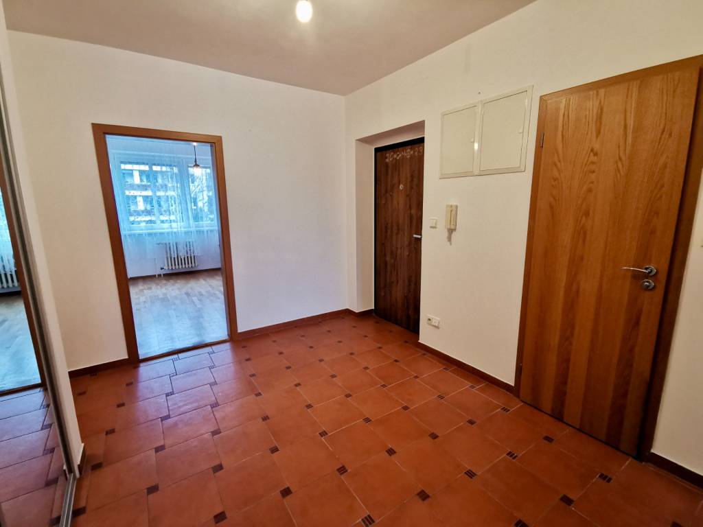 BabonyTRE I Prenájom čiastočne zariadený 4-izbový byt, Priek - 13