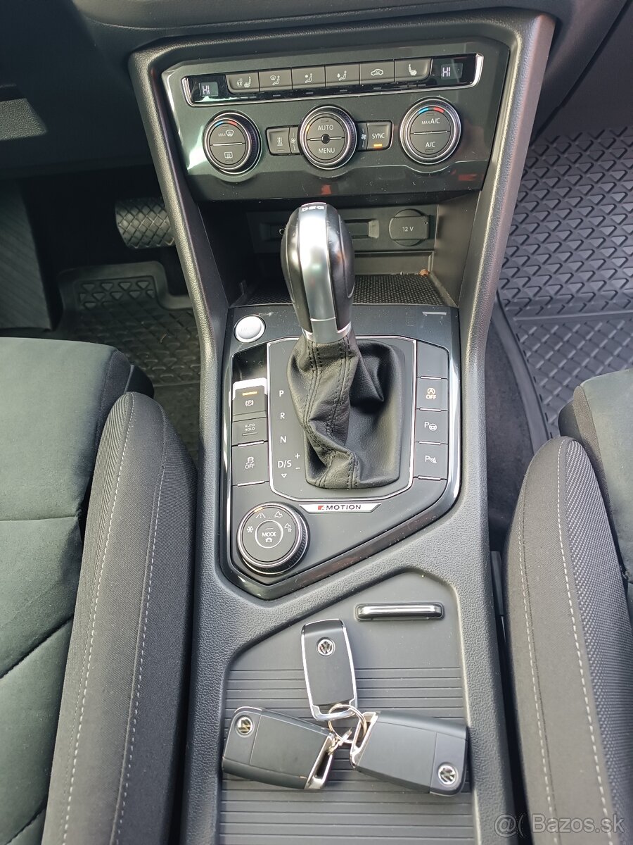 VW Tiguan 2,0 TDI, 4x4, matrix, virtual, webasto, DSG - 13