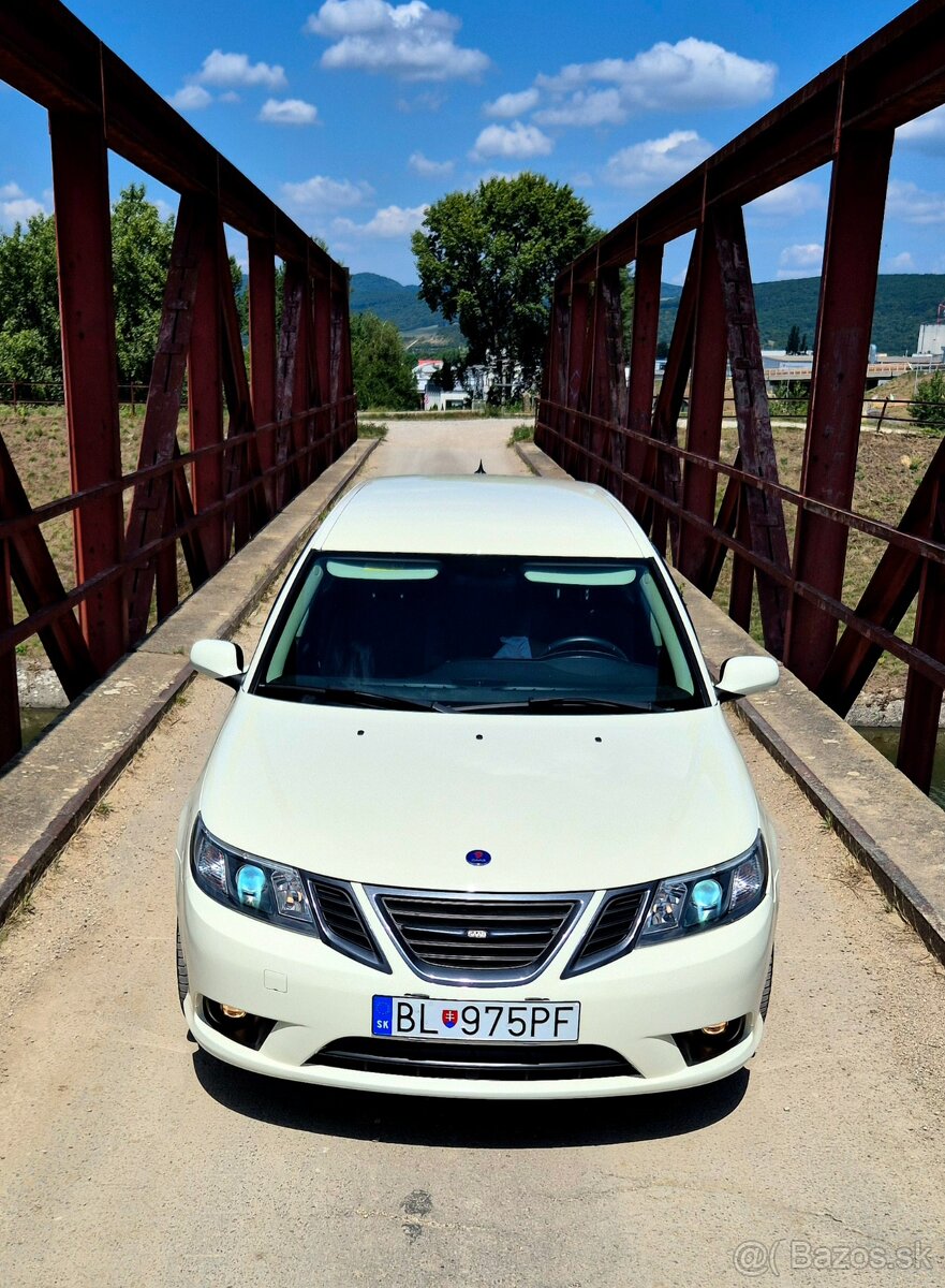 PREDÁM SAAB 9-3 SportCombi - 13