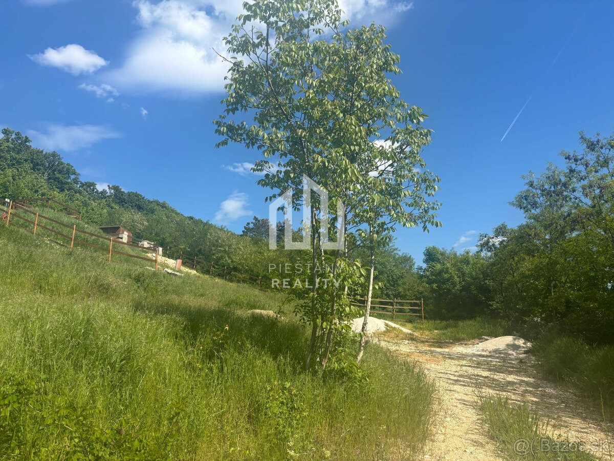 ZĽAVA 15.000 EUR pozemok so stav. povolením a inžin. sieťa - 13