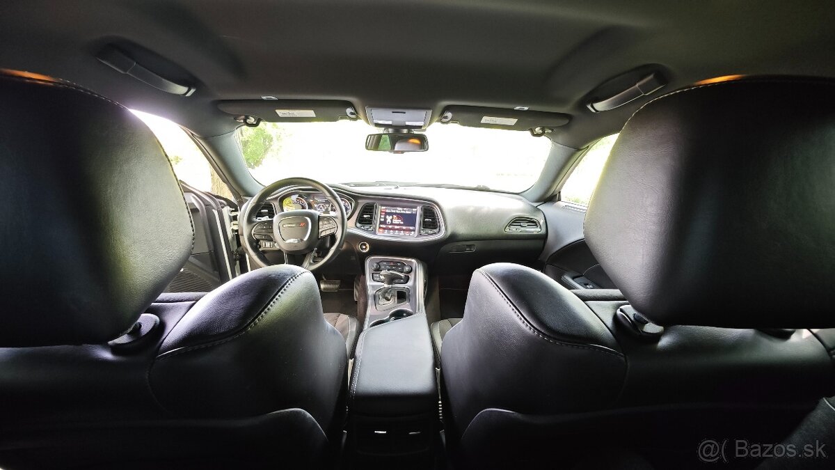 Dodge Challenger ScatPack Shaker Widebody 6,4L - 13