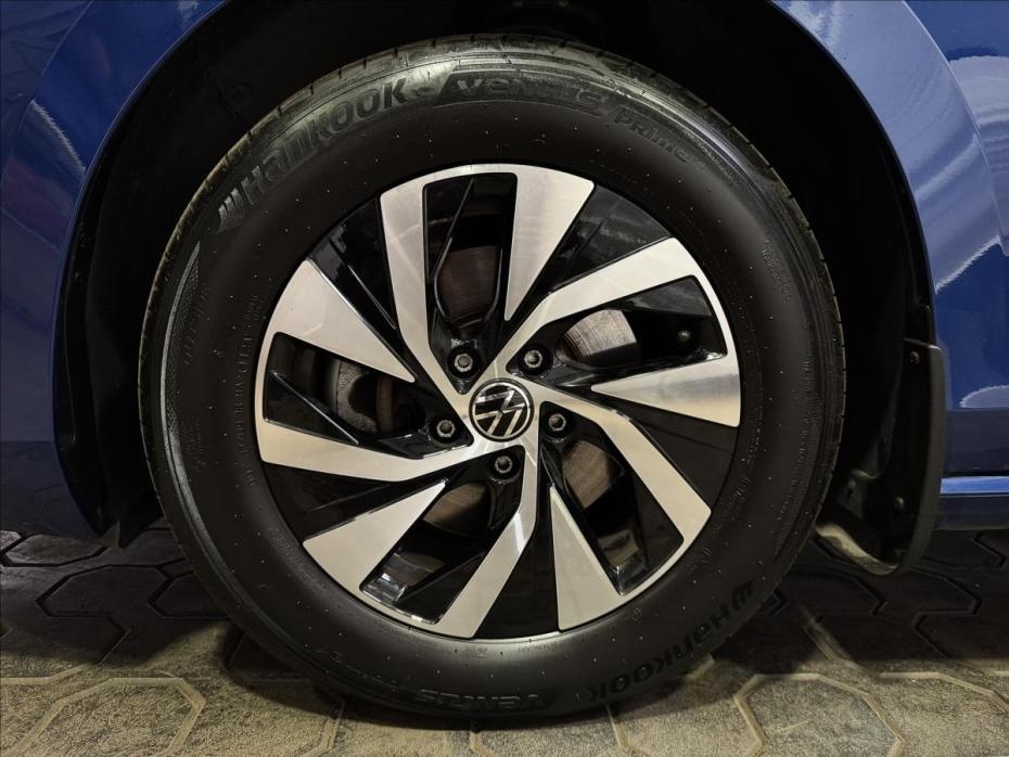 VW PASSAT 1,5eTSI Business WEBASTO - 13