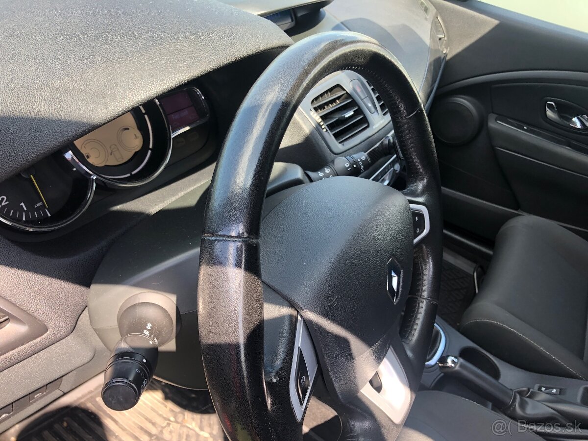 Renault megane combi 2015 - 13