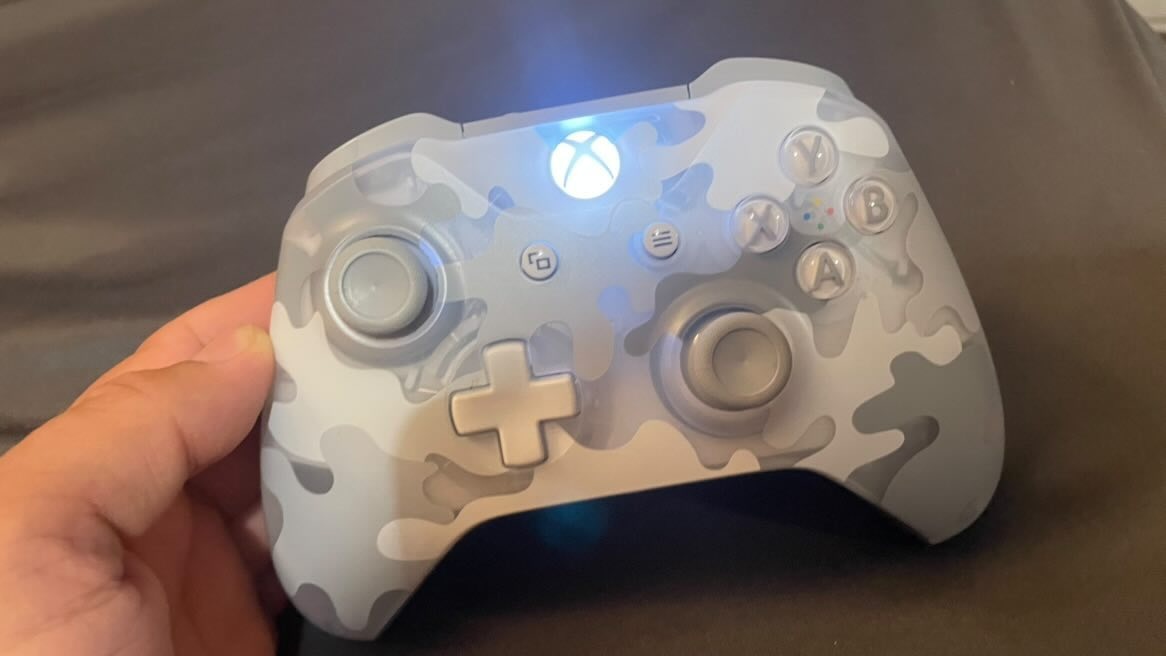 Predám Xbox One 1 TB - 13