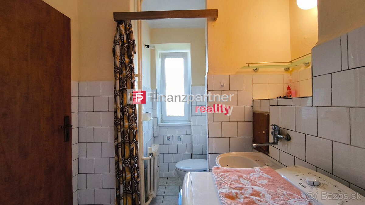 DVOJIZBOVÝ BYT, ul. 1. MÁJA, HUMENNÉ - 13