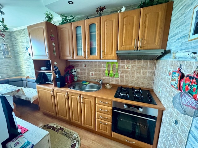 Na predaj malý 3 izbový byt s loggiou na Juhu - 13