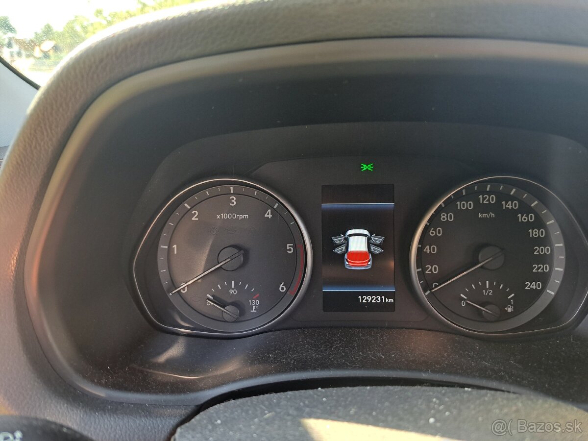 Hyundai i30 CW 1,6 CRDi - 13