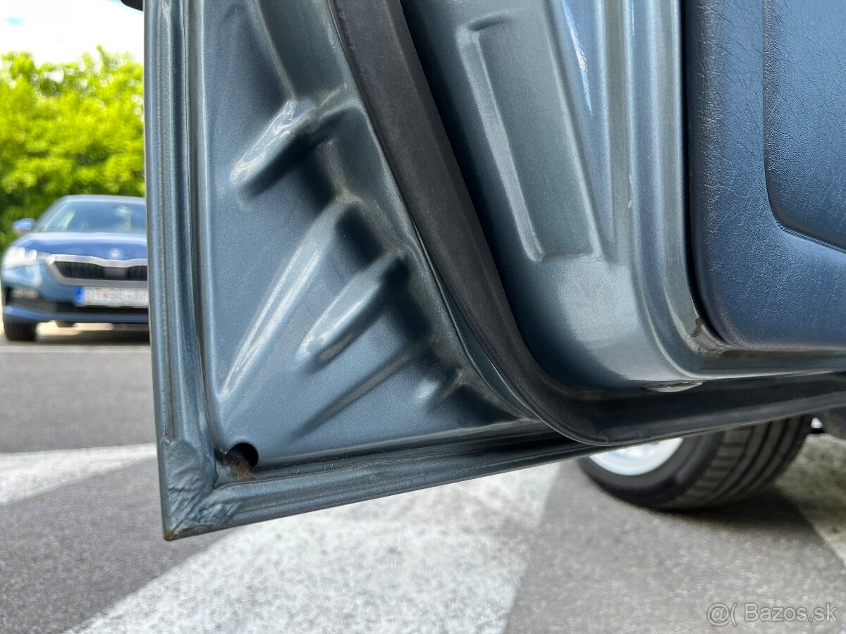 BMW 520i E28 automat - 13