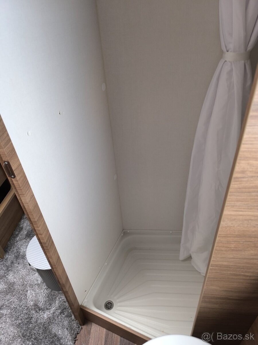 Karavan weinsberg caraone - 13