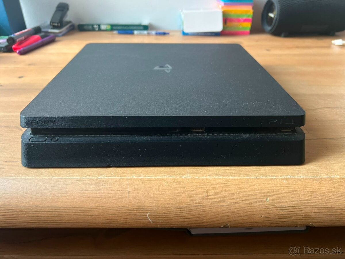 PS4 Slim 500GB - 13