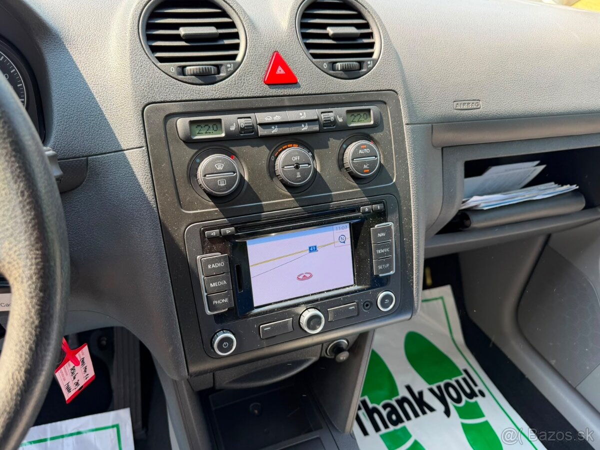 VW CADDY MAXI LIFE 1,6 MPI - WEBASTO, 7 MÍST, NAVI - 13