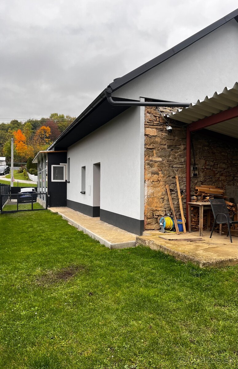 Zrekonštruovaný rodinný dom v Šarišských Sokolovciach - 13