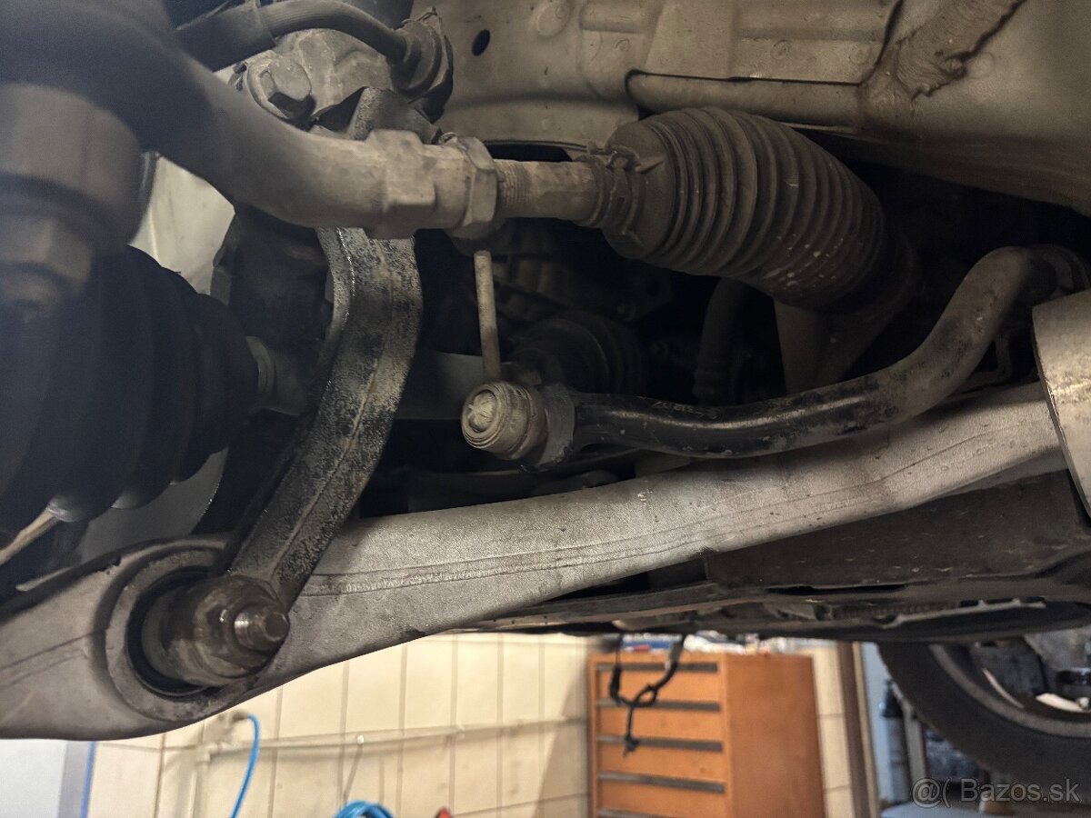 Predám alfa romeo 159 1.9jtd 110kw - 13