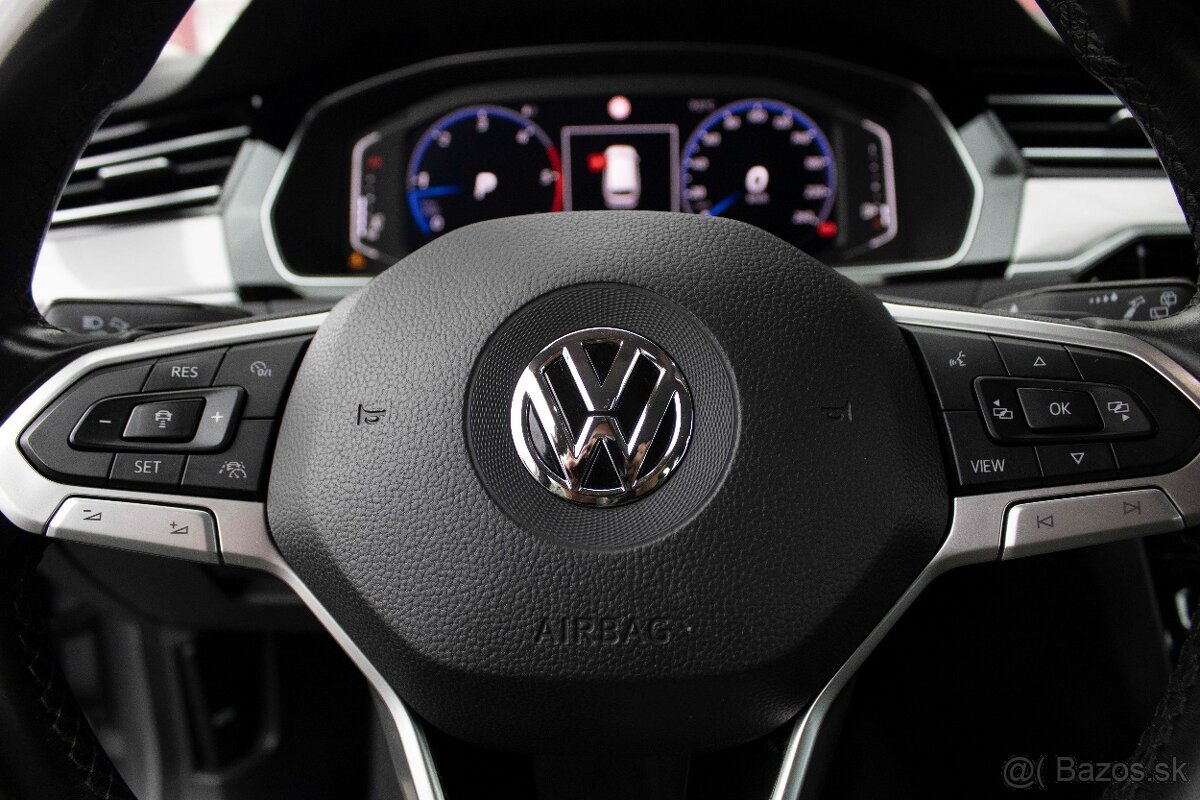 Volkswagen Passat Variant - 13