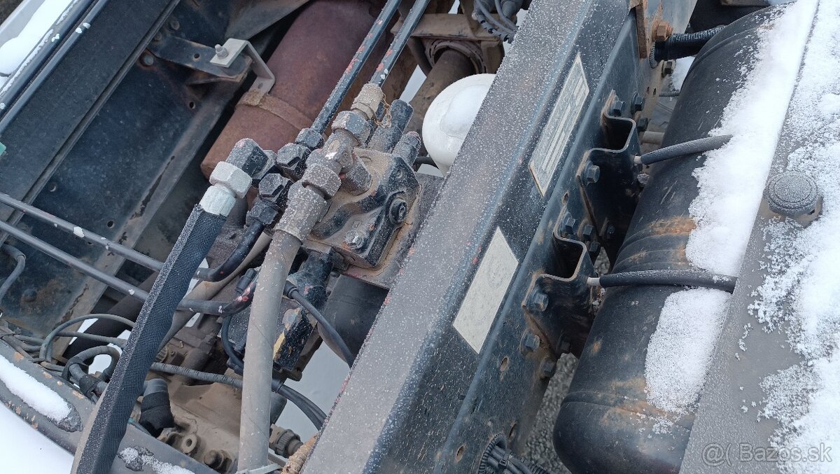 Avia D90 Cummins nosič kontejneru CTS5038 2005 - 13