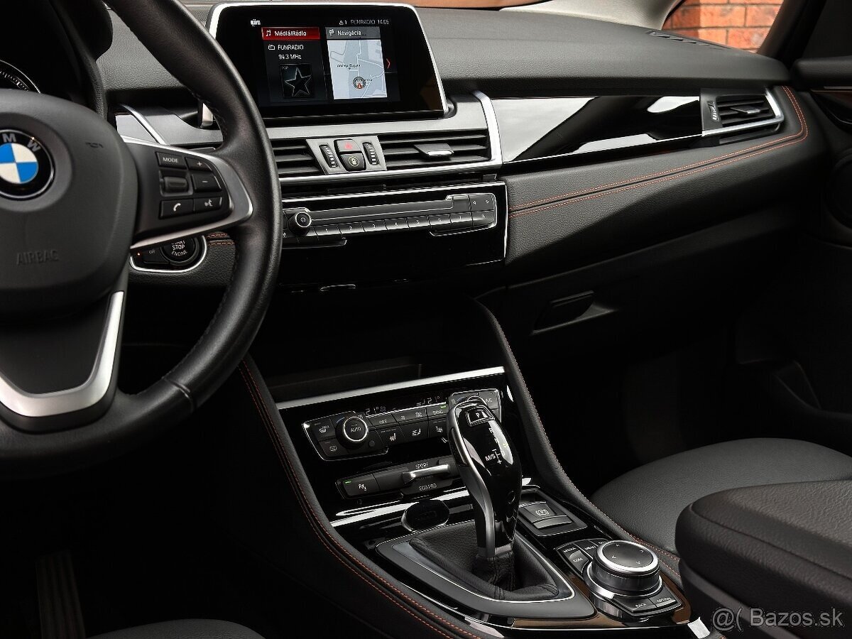 BMW 218i GRAN TOURER 103KW AUTOMAT 2019 7MIESTNE ODPOČET DPH - 13