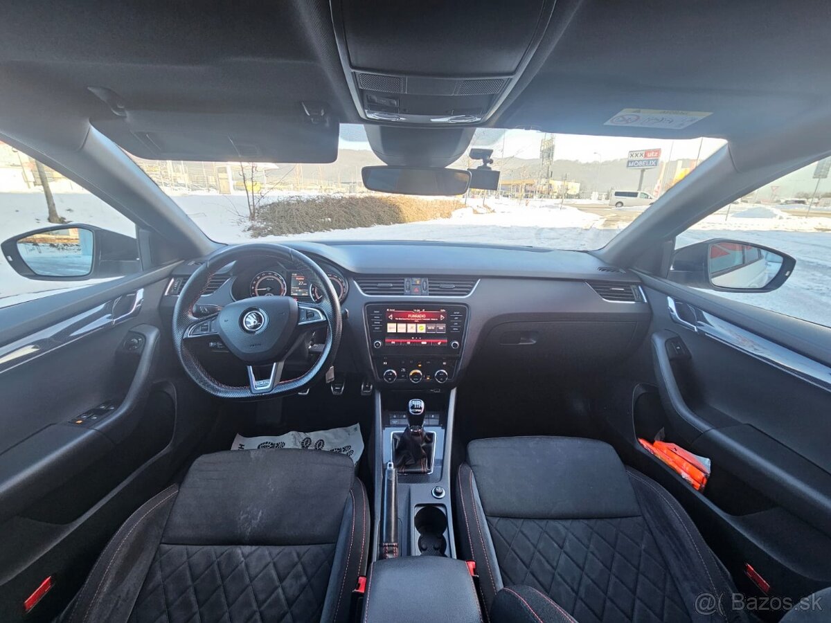Škoda Octavia Combi 2.0 TDI RS - 13