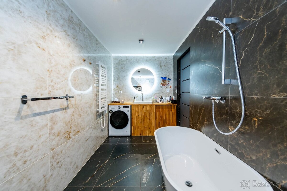 skvelý dom vo výbornej lokalite - 13