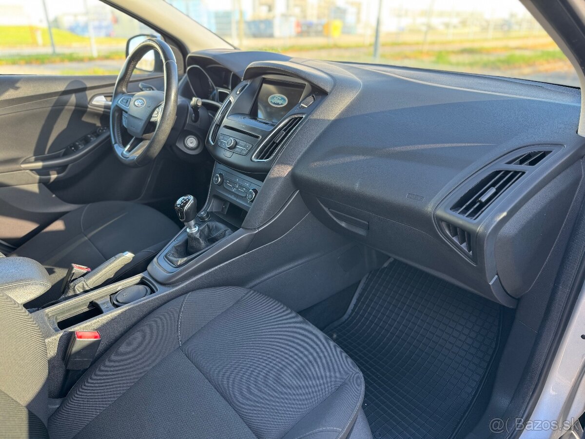 Ford Focus 1.5TDCi Business 2017 Nová STK - 13