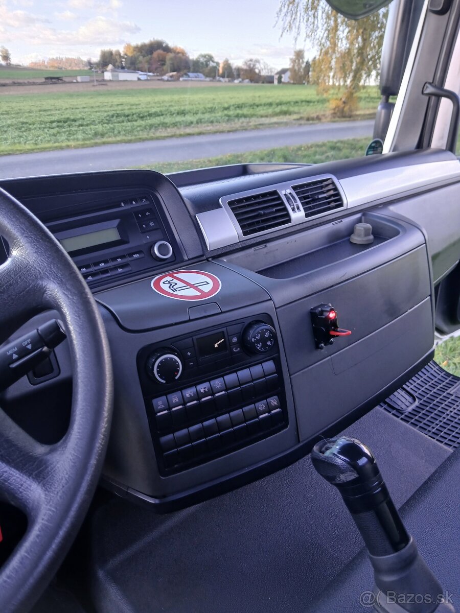 Hákový nosič kontejnerů - 13