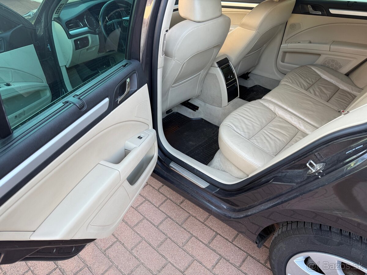 Skoda Superb combi 2.0 tdi 125kw - 13