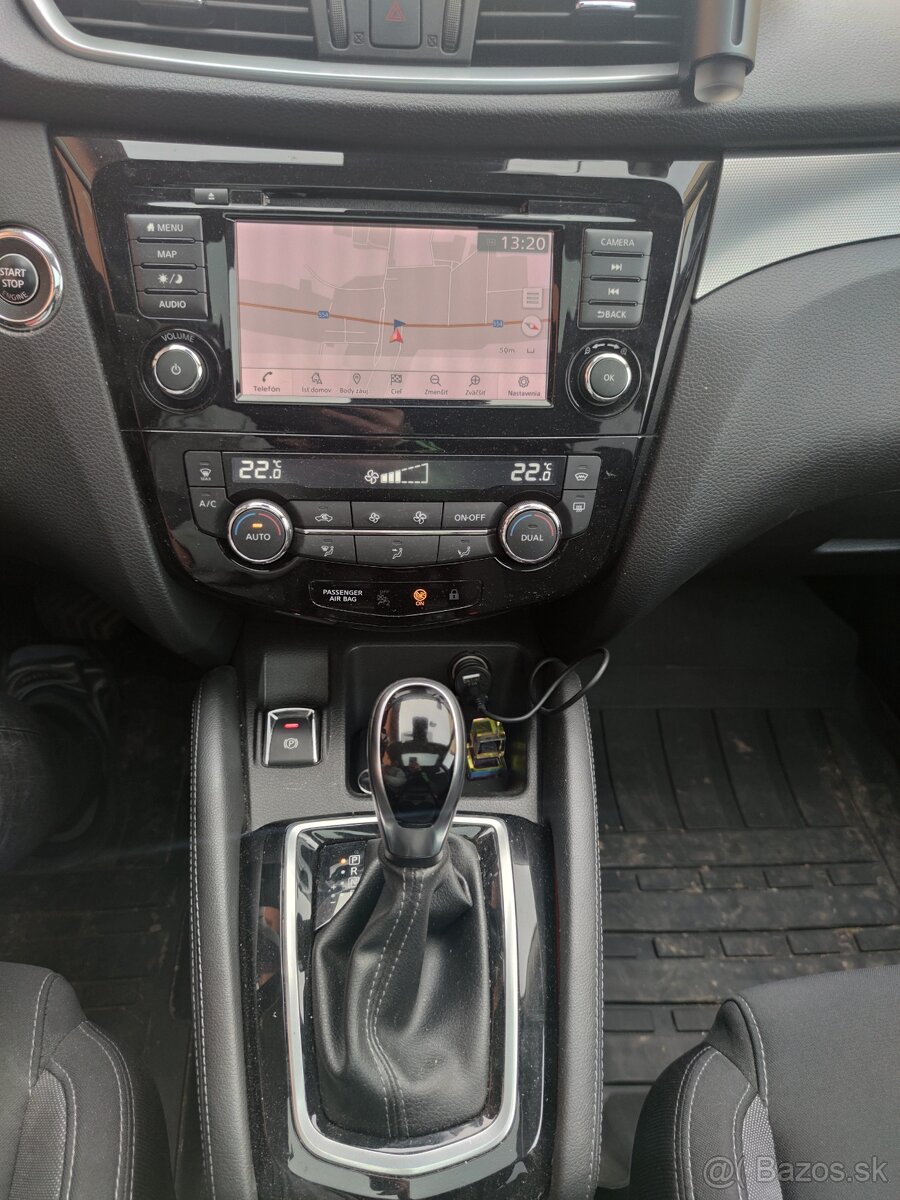 Nissan Qashqai 4x4 + ťažné, 360 kamera - 13