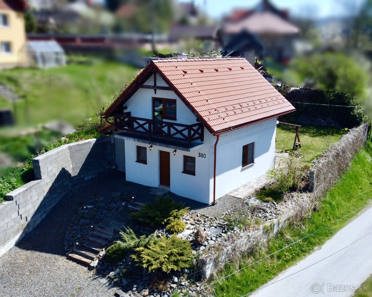 Na PREDAJ rodinný dom obec Beňuš. - 13