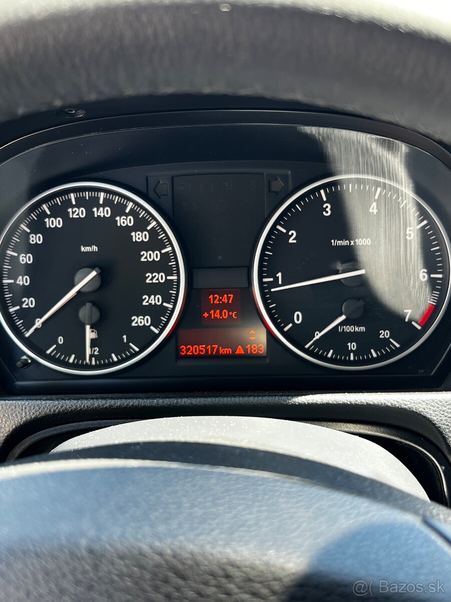 BMW e91 benzín - 13
