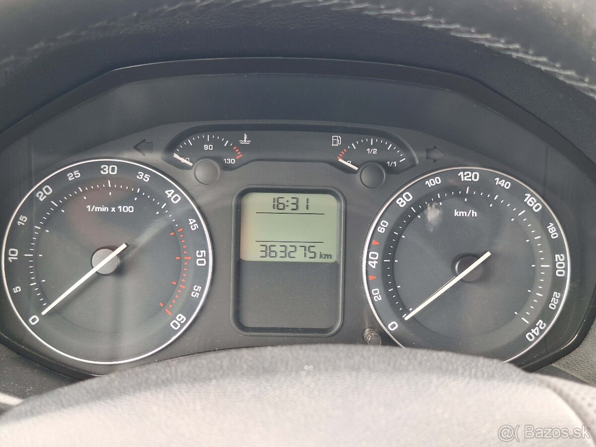 Predám Škoda Octavia 2 combi - 13