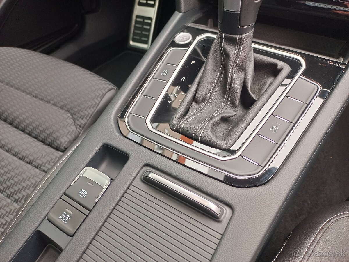 VW Passat B8 Variant TSI 140kW DSG R-Line - záruka Autodraft - 13