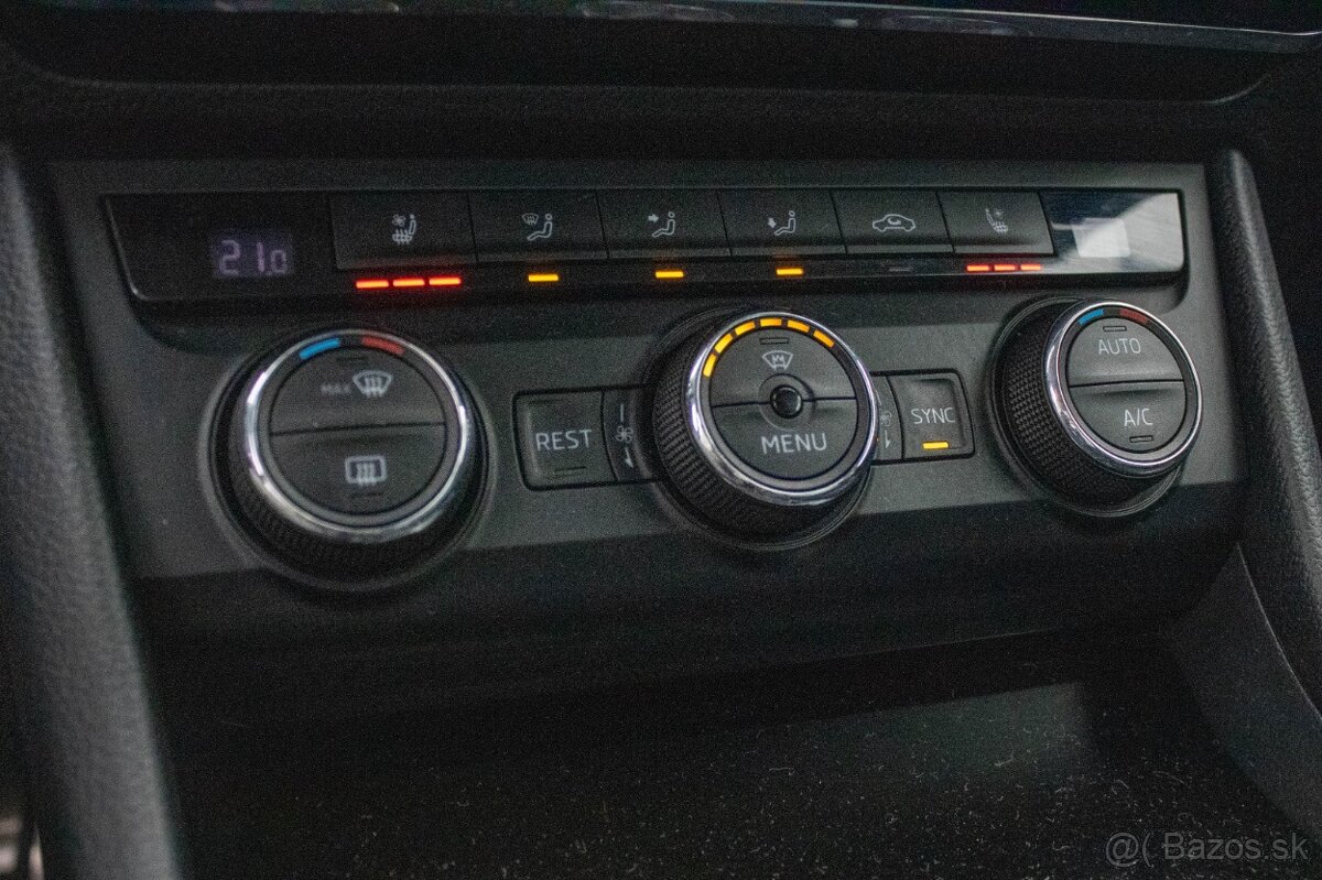 ŠKODA SUPERB Combi 2.0 TDI 190k 4x4 DSG 2016 - 13