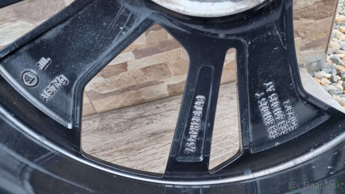 Predám Skoda Altair 5x112 r19 225/40/zimné Continental - 13