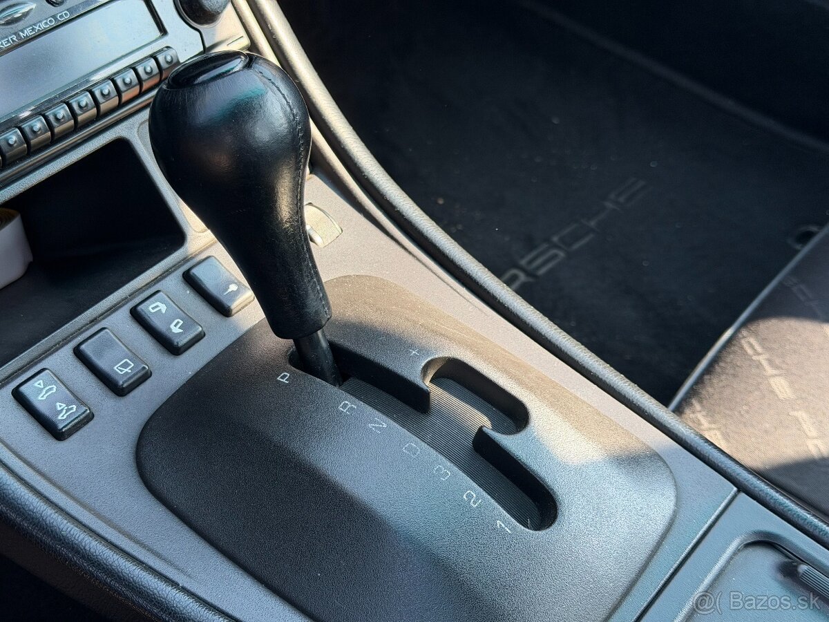 Porsche 968 - 13