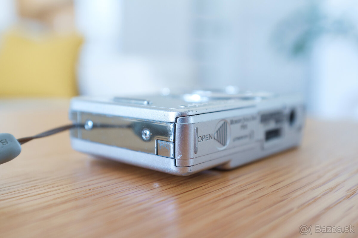 Sony Cyber-shot DSC-W55 - 13