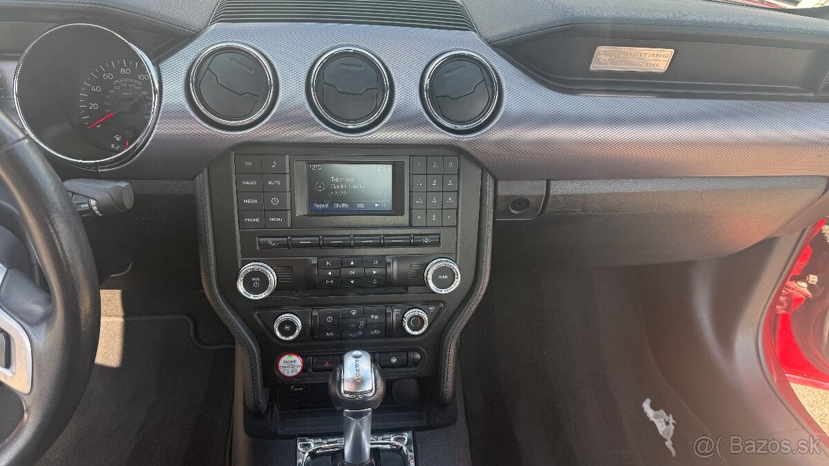 Ford Mustang 2.3 EcoBoost A/T - 13