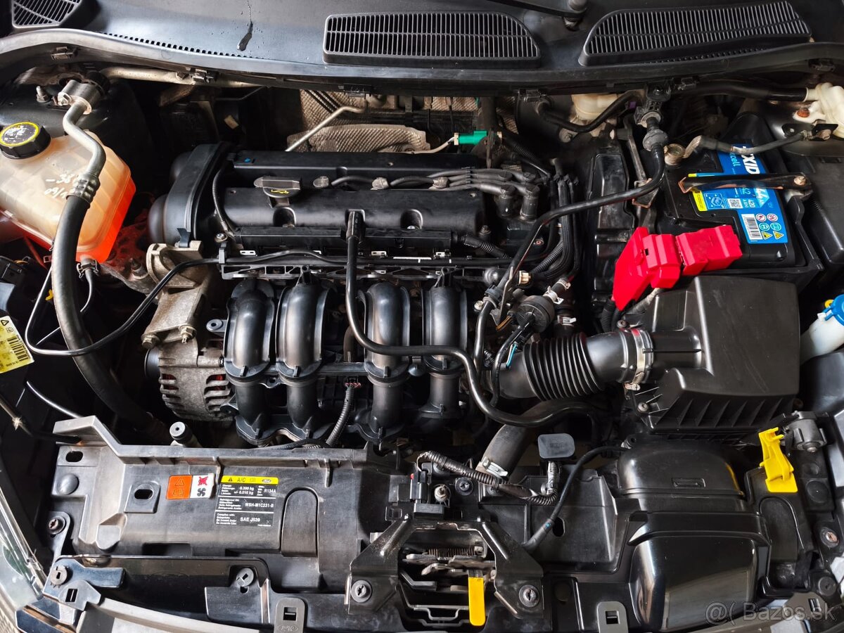 Ford fiesta 1.25 benzín - 13