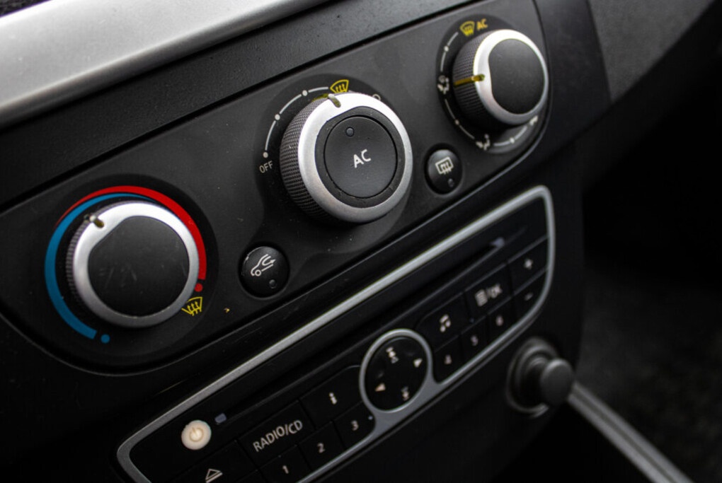 Renault Fluence 1.6 16V 81kW MT/5 - 1. majiteľ - 13