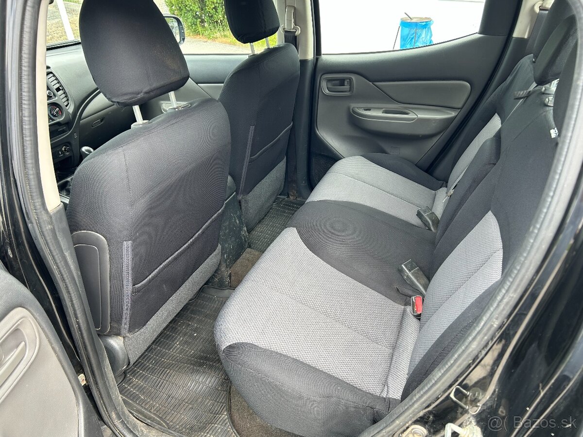 Mitsubishi L200 4x4 - 13