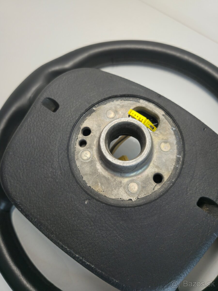 Vzácny športový volant ŠKODA, VW - 13