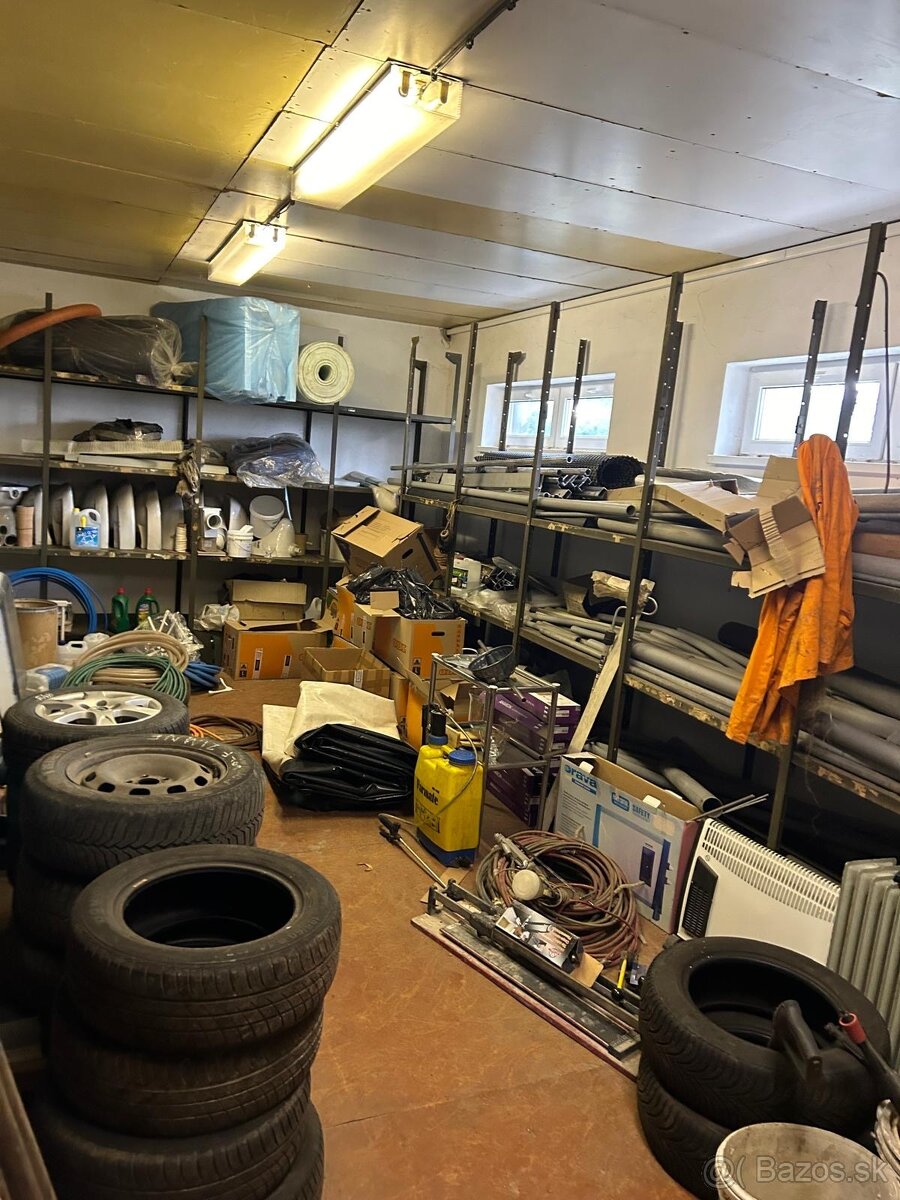 Budovy v priemyselnom areáli NA PREDAJ - 13